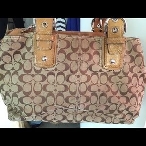 Coach Monogrammed Shoulder Hobo Purse Bag Tan
